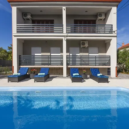 Endless Summer House Barbara Задар