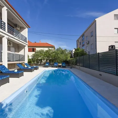 Endless Summer House Barbara Апартаменты