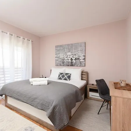 Endless Summer House Barbara Apartment