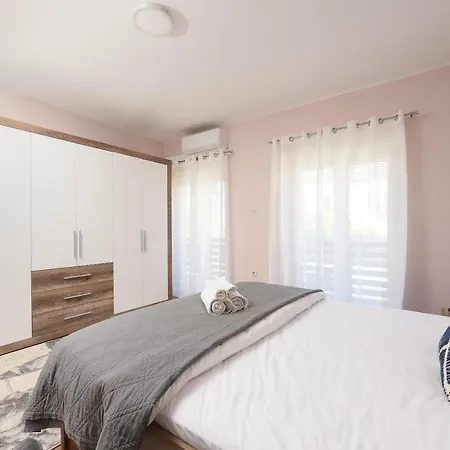 Endless Summer House Barbara *