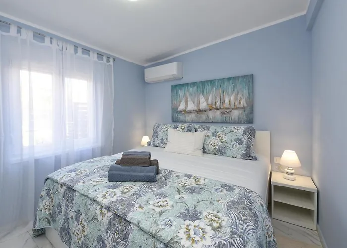 Endless Summer House Barbara Ζαντάρ