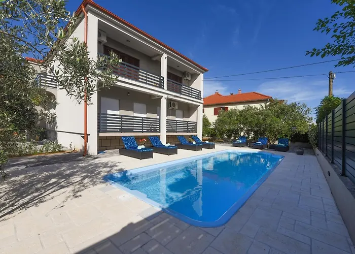 Endless Summer House Barbara