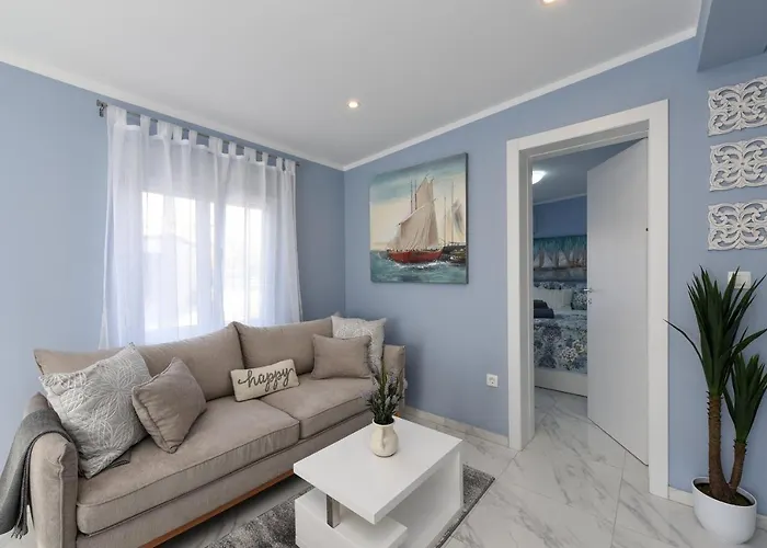 Endless Summer House Barbara